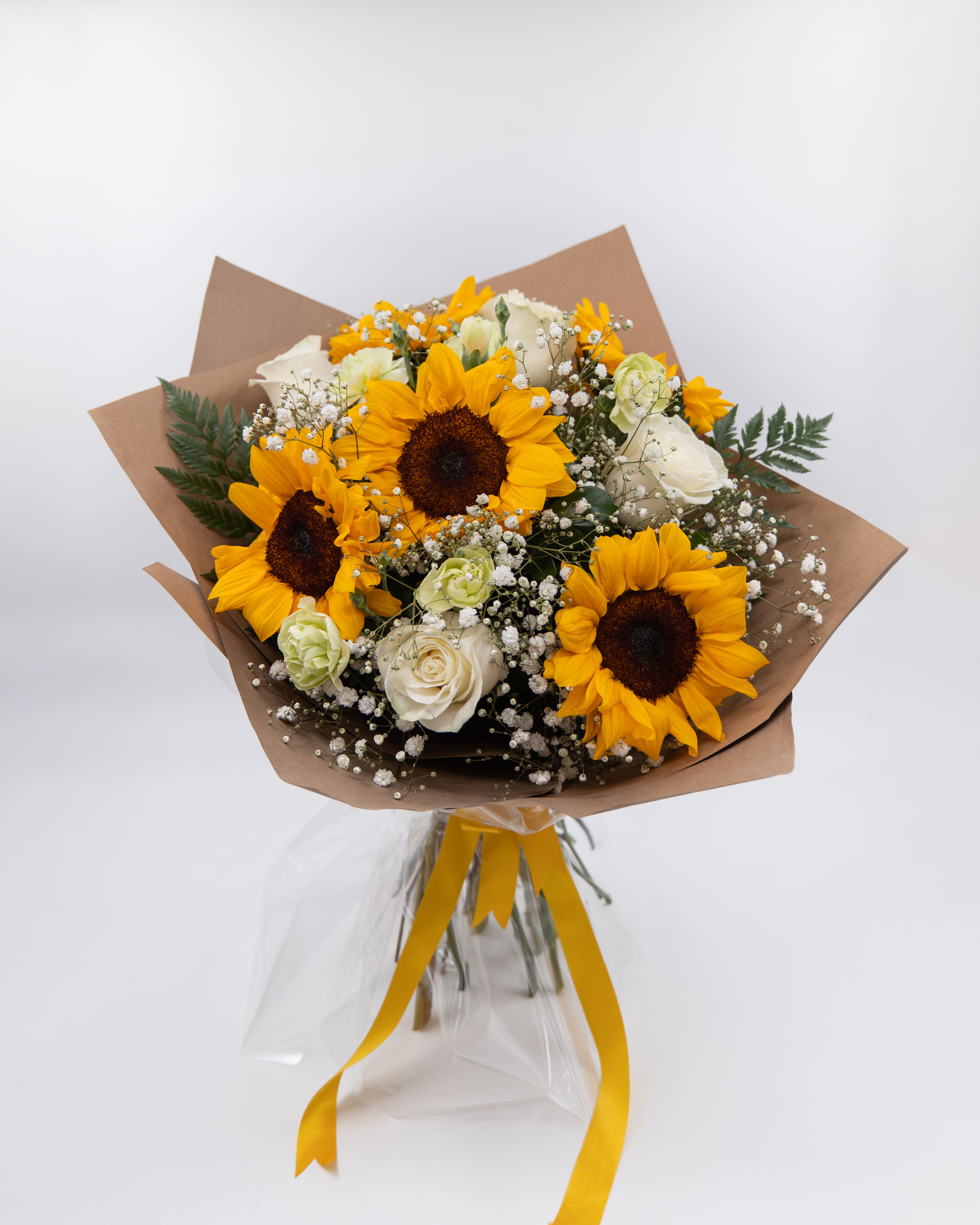 Mix de rosas y girasoles